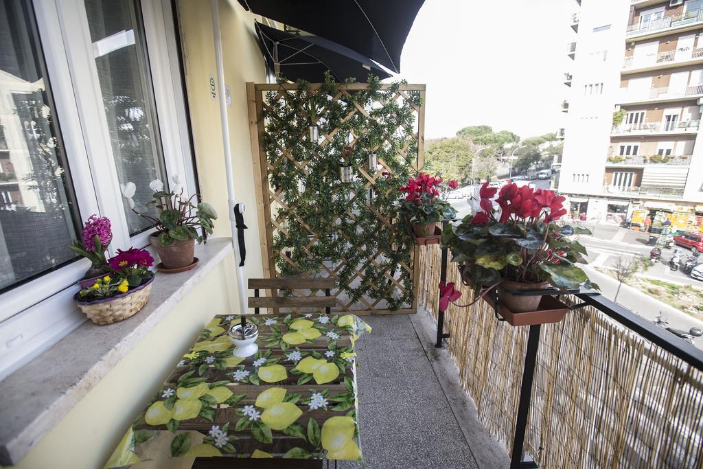 A Casa Di Benny Hotel Roma Exterior foto